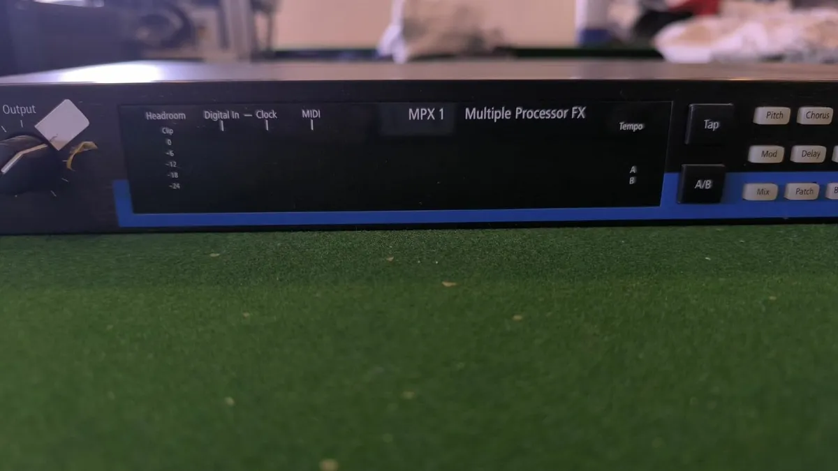 Lexicon MPX 1 Multiple Processor FX unit - Image 1