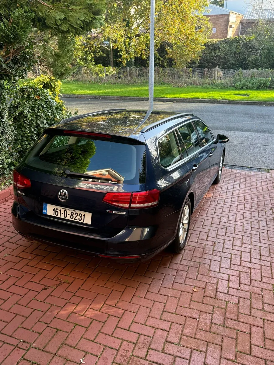 Volkswagen Passat DSG - Image 2