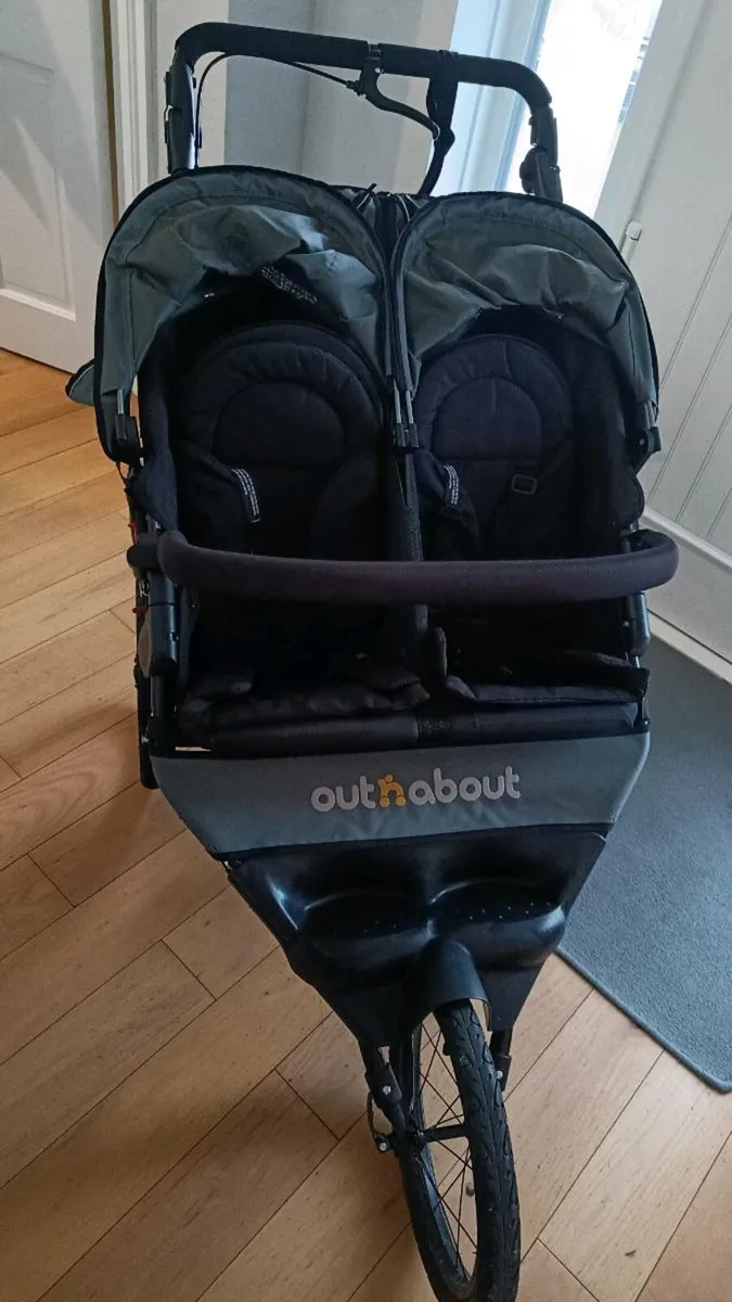 Out n about double - Image 2