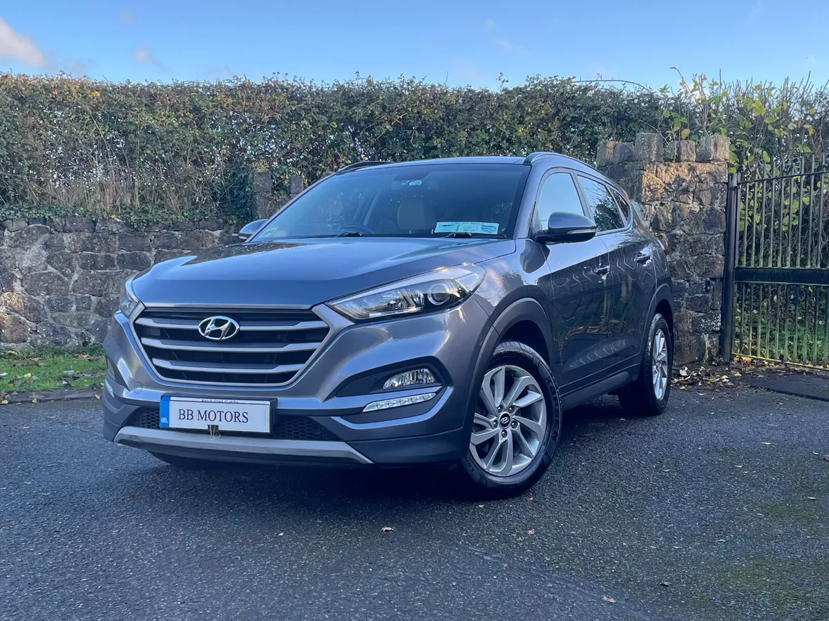 Hyundai Tucson 1.7 D Premium - Image 1
