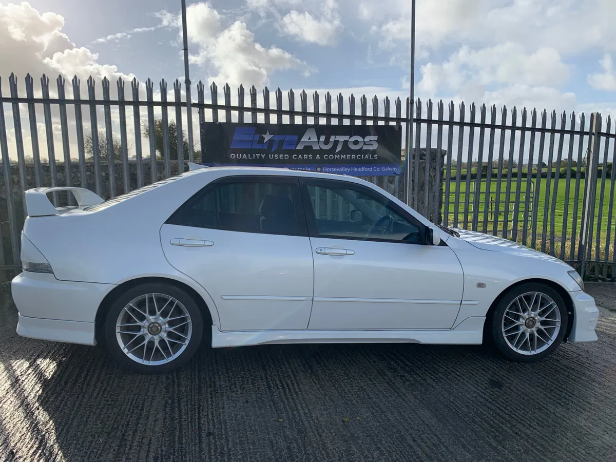 Toyota Altezza Beams Automatic 2004 - Image 4