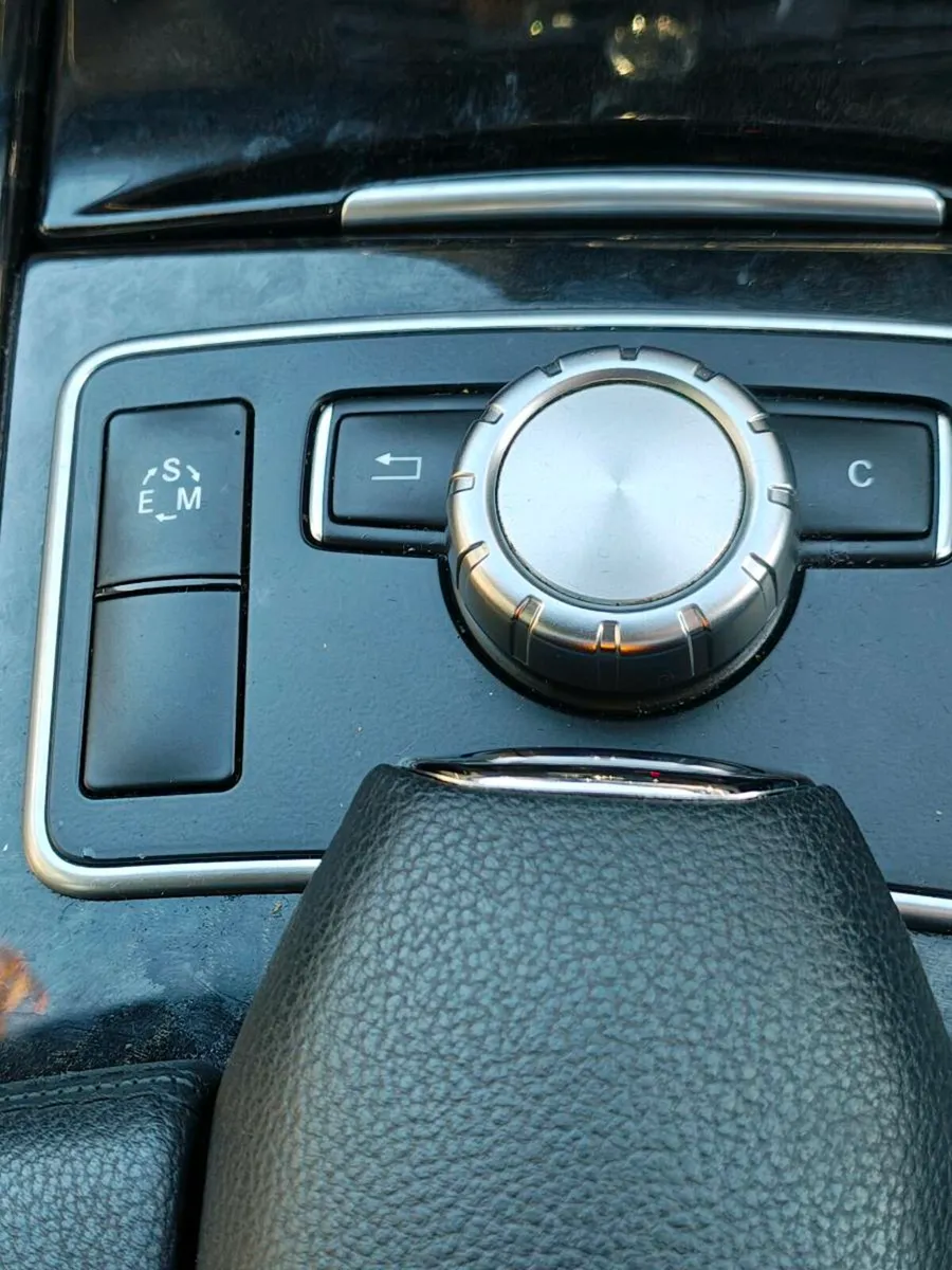 MB E 350CDI BE SPORT - Image 3