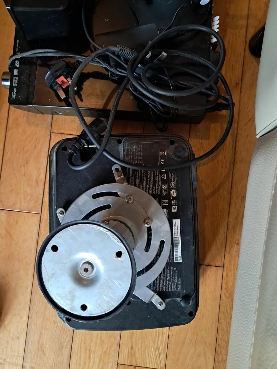 Projector & Surround Sound System - Image 2