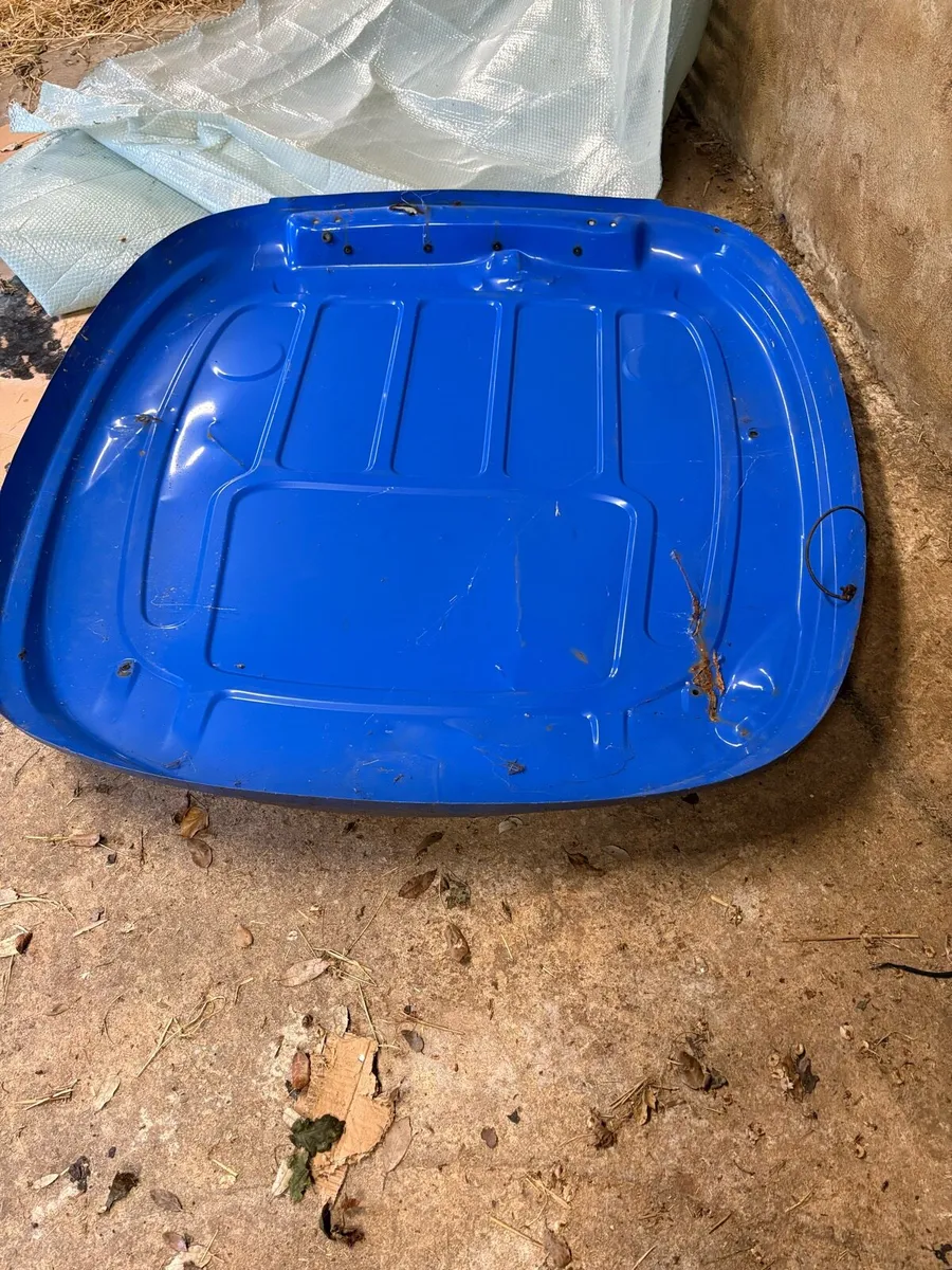 Roof lid for New Holland TD80D - Image 1