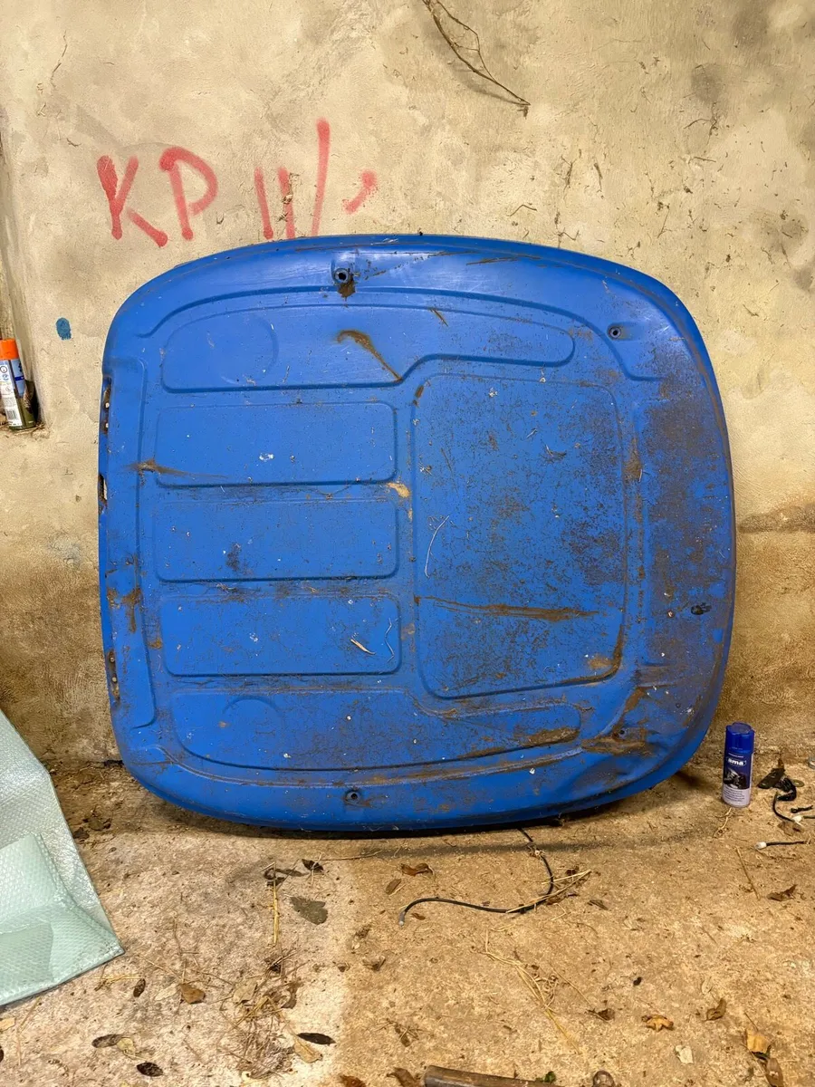 Roof lid for New Holland TD80D - Image 3