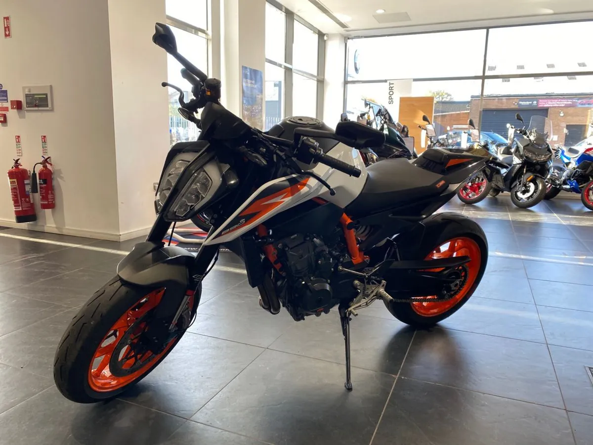 2020 KTM 890 Duke R - Great Spec & Extras! - Image 4
