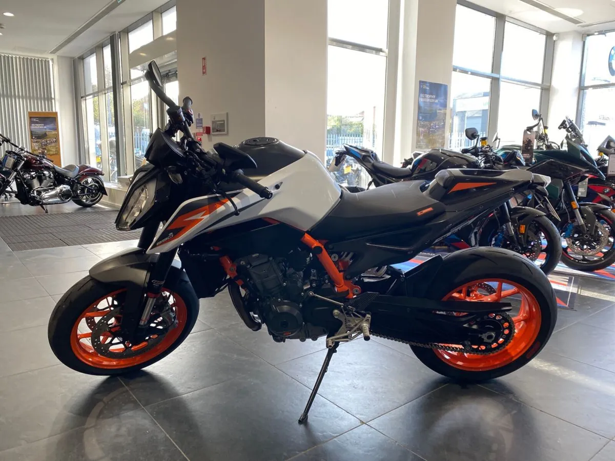 2020 KTM 890 Duke R - Great Spec & Extras! - Image 2