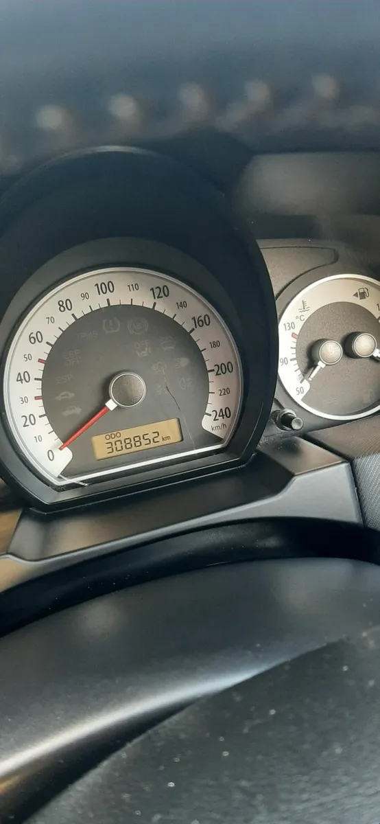 Kia Ceed 2010 - Image 4