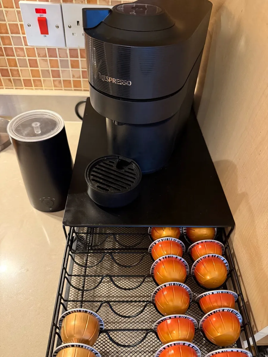 Nespresso coffee machine - Image 1