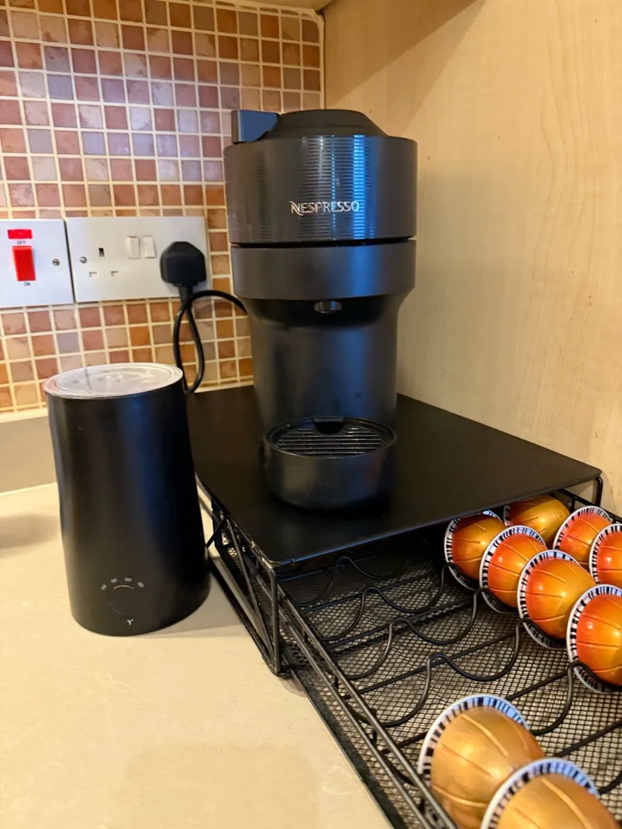 Nespresso coffee machine - Image 2