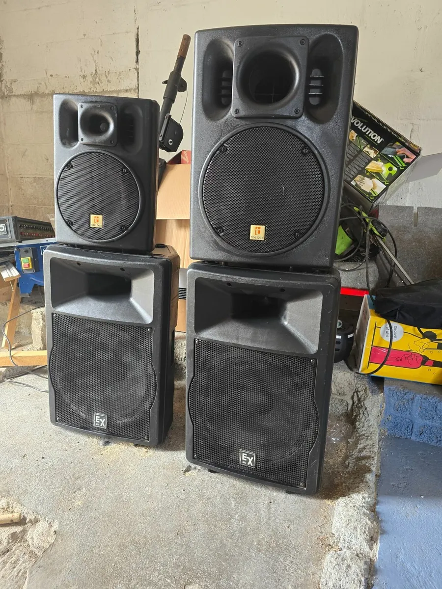 The box PA 110 - Image 2