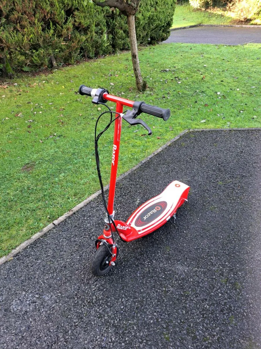 Electric Scooter - Image 3