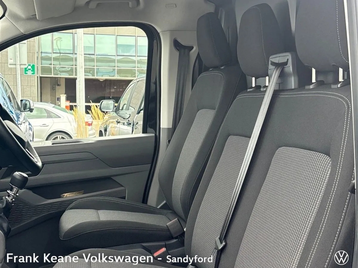 Volkswagen Transporter Trendline Plus 30 LWB 150B - Image 4