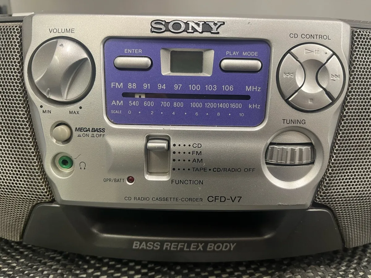 Sony Radio/CD/Cassette Player - Image 2