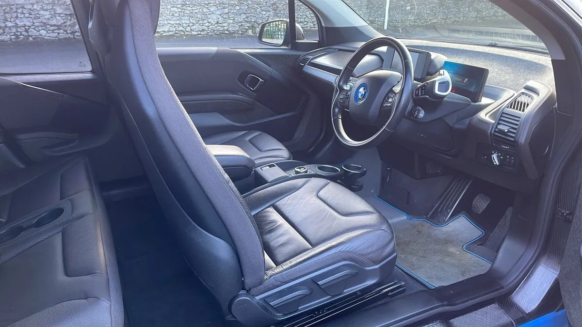 2017 B MW i3 electric 52000 klms - Image 3