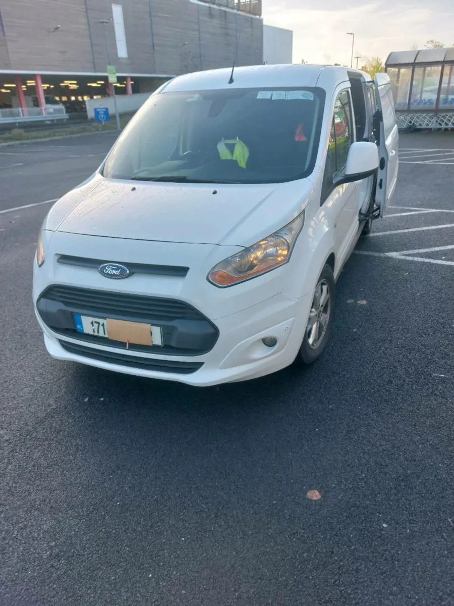 Transit van - Image 2