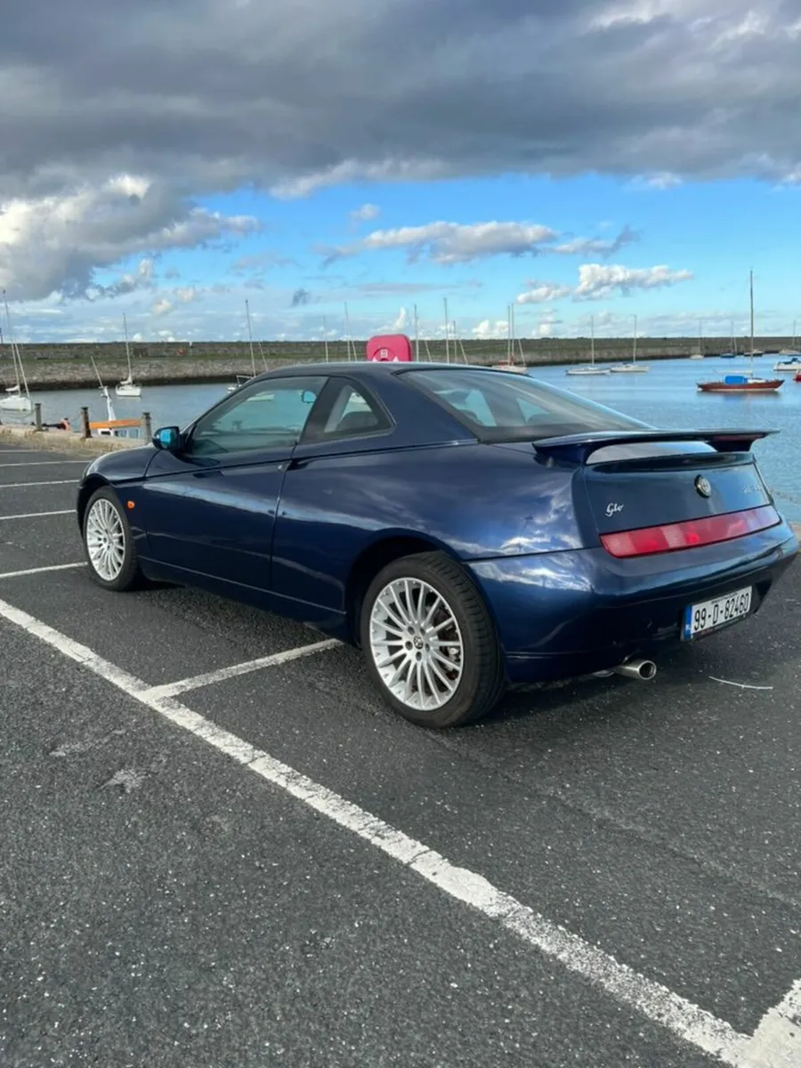 Alfa Romeo GTV 2.0TS - Image 3