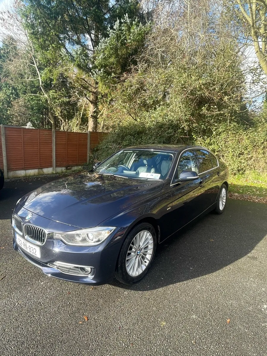 BMW 320D Automatic Luxury trim - Image 1