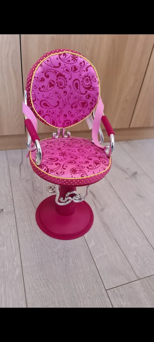 Our Generation Beauty Chair, great condition - Image 2