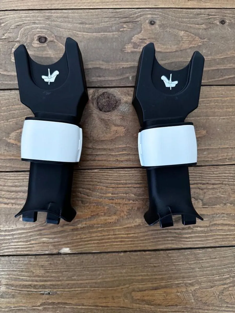 Cybex baby car seat - Image 4