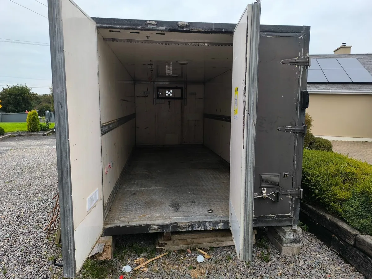 18ft Triple Door Insulated Storage Container - Image 1