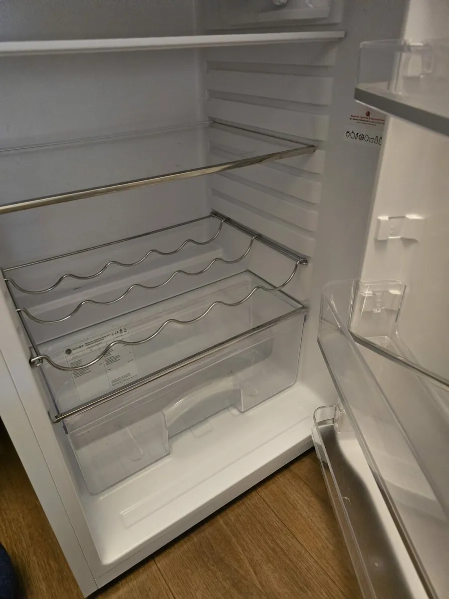 Under-counter fridge - Image 2