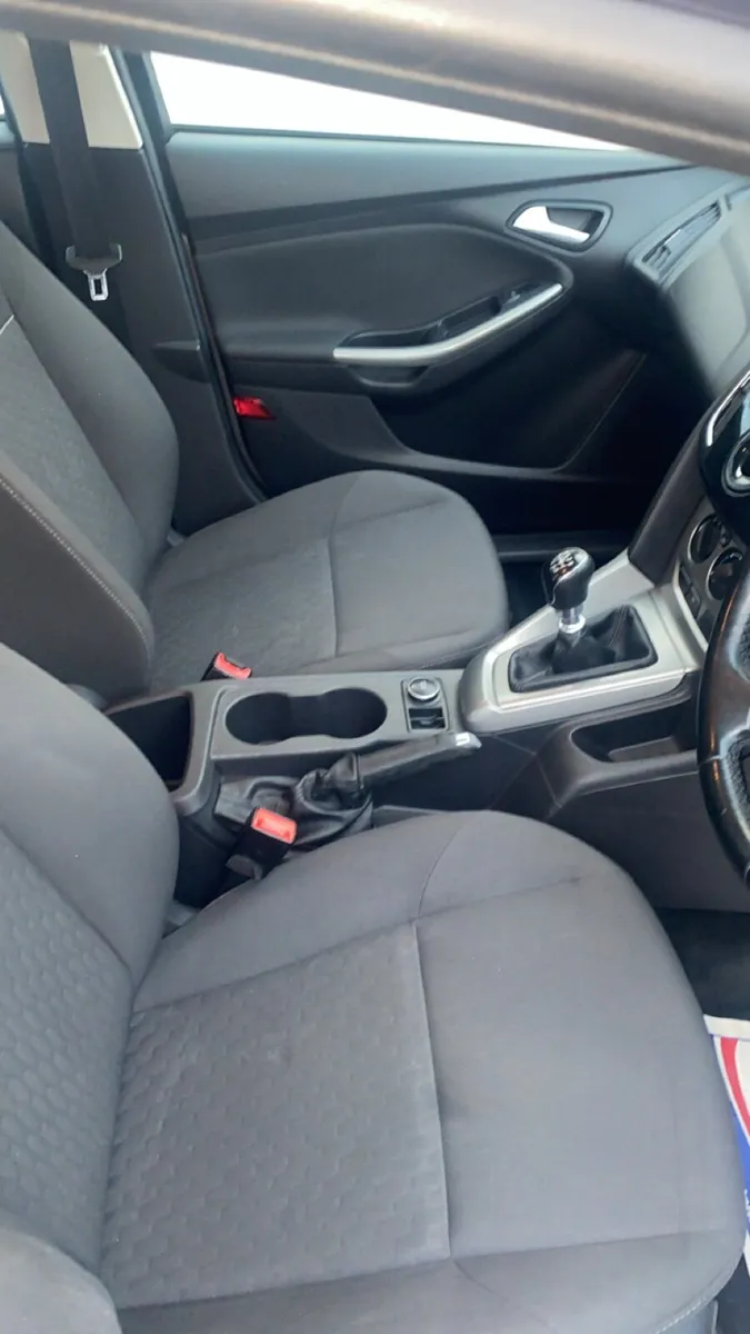 Ford Focus 2014 - Image 4