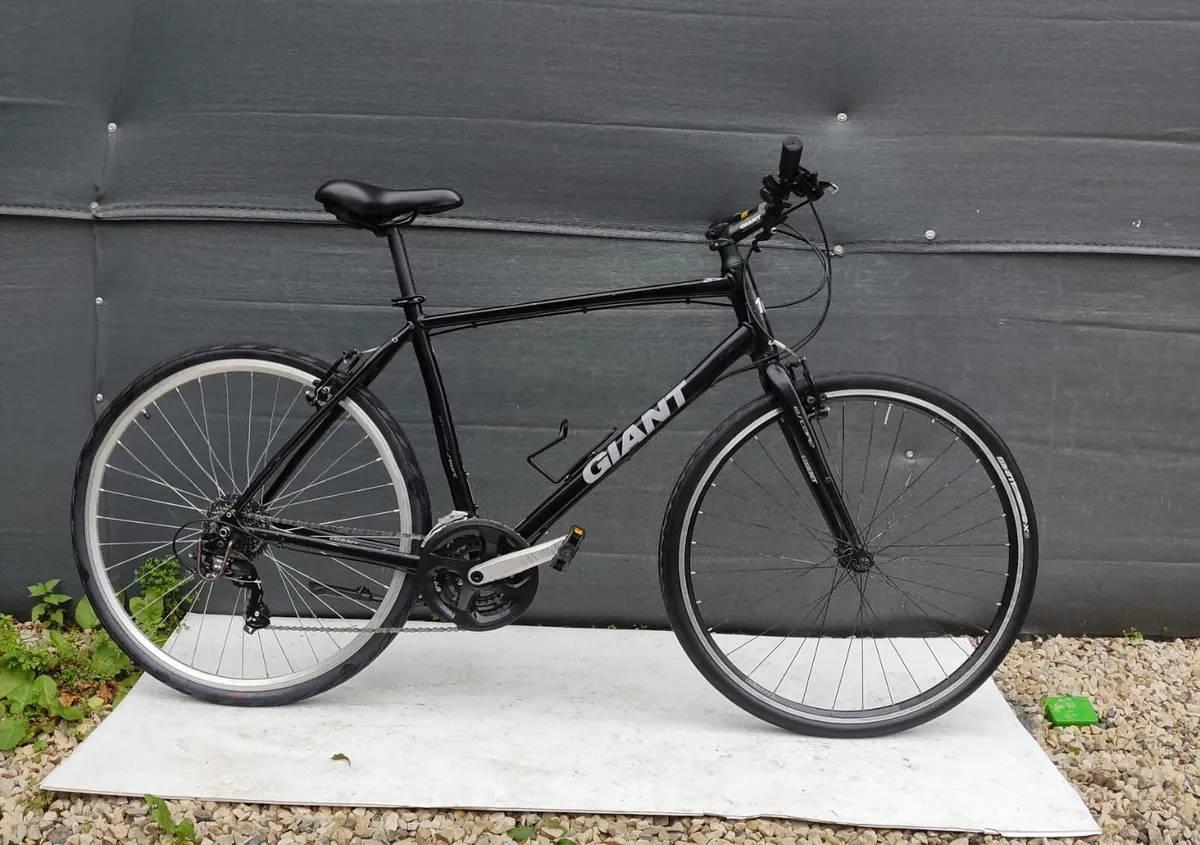 Giant Escape ❗️Open 7 days of the week ❗️ - Image 1