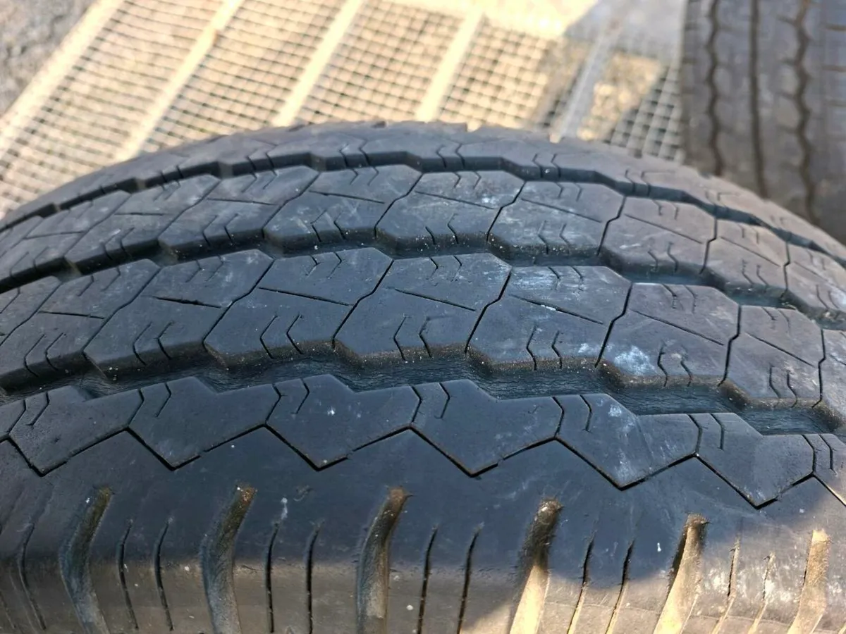 Tyres - Image 3