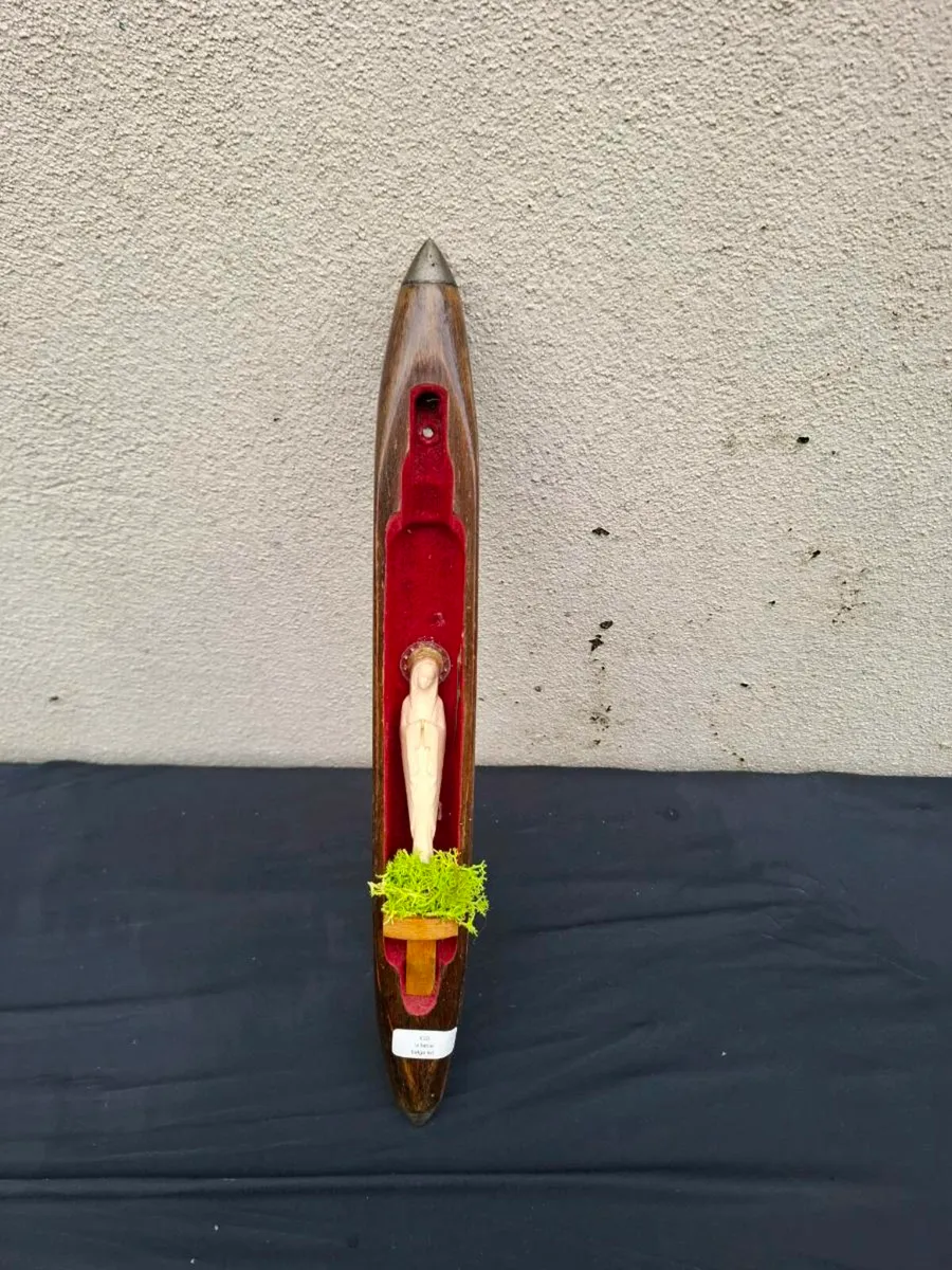 Religious loom postage possible - Image 1