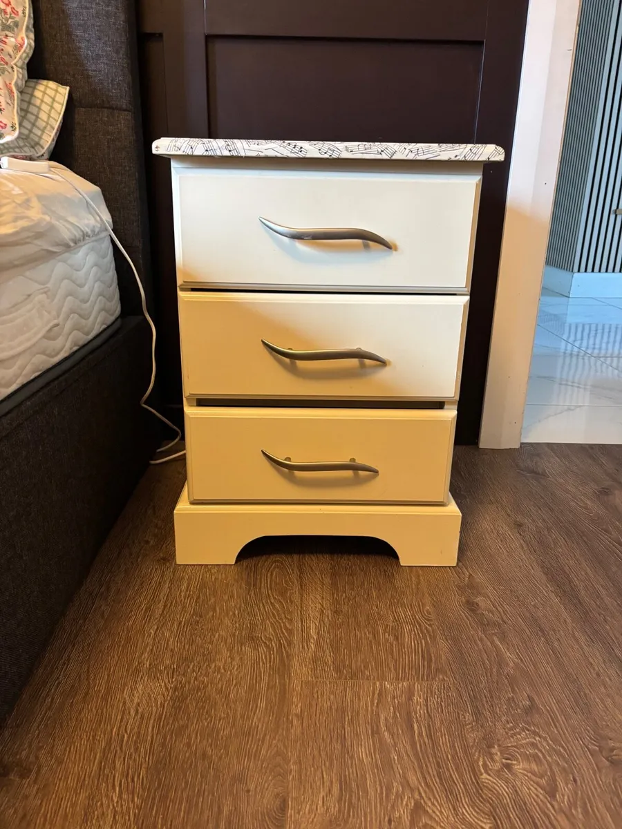 Bedside lockers - Image 2