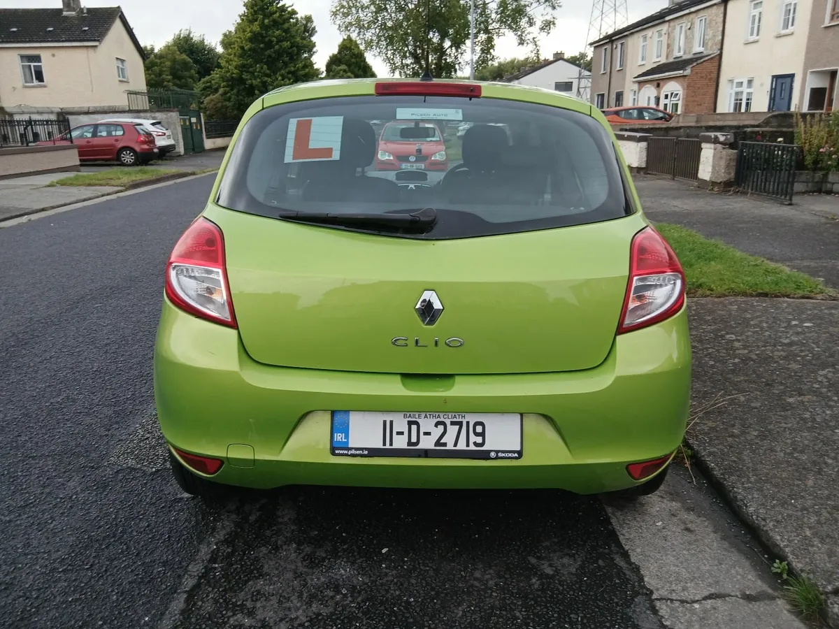 Renault Clio 2011 - Image 4