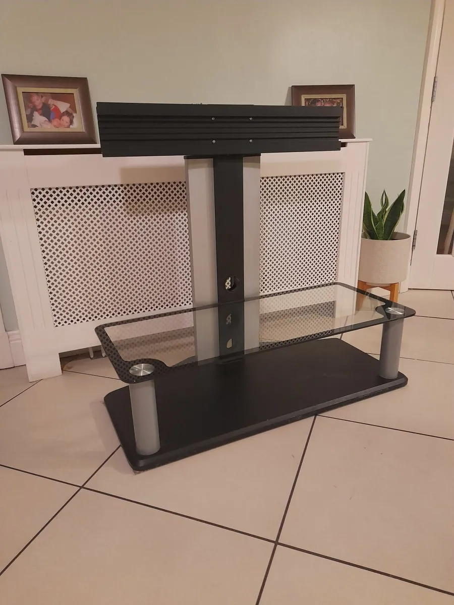 TV STAND - Image 1