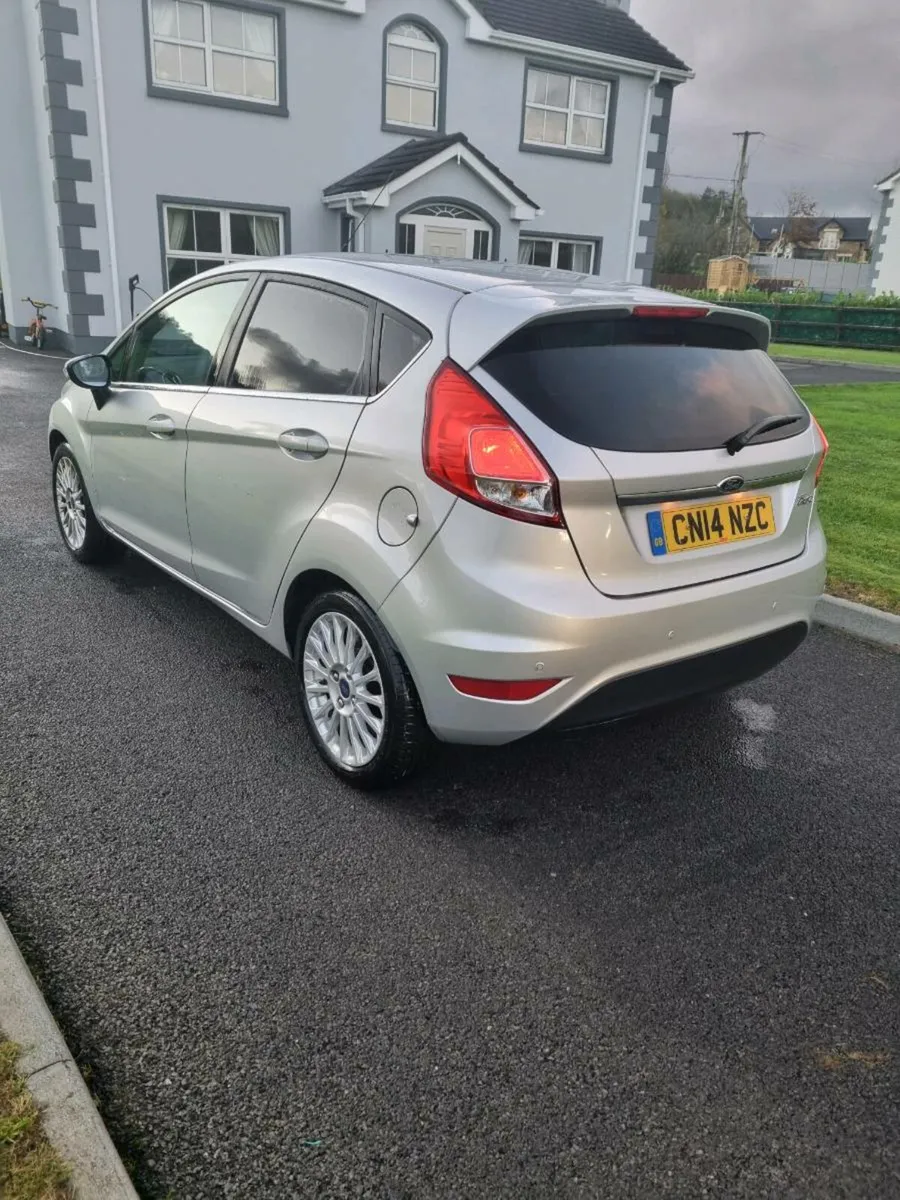 14 Ford Fiesta automatic - Image 4