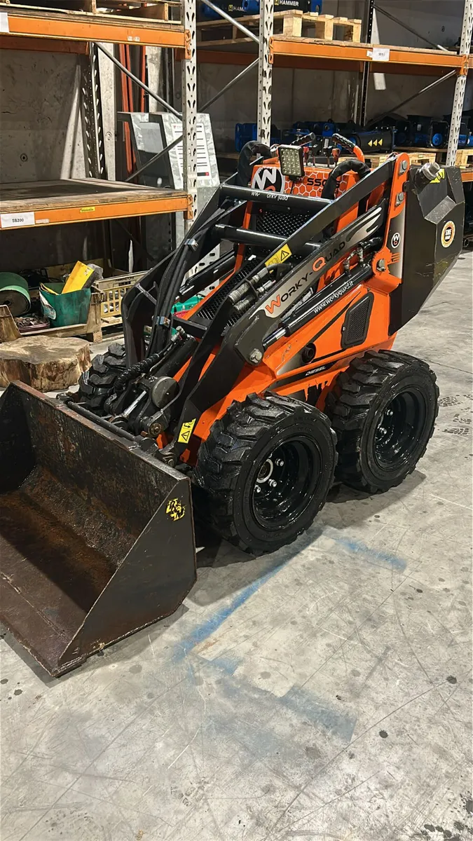 Cast Ssq15 Worky Quad - Image 1