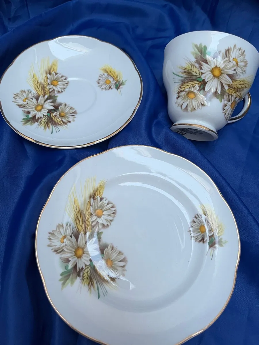 Royal Tara trio - Image 3