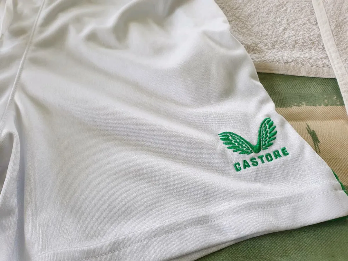 Ireland Football Away Shorts 2024 Childrens Small - Image 3