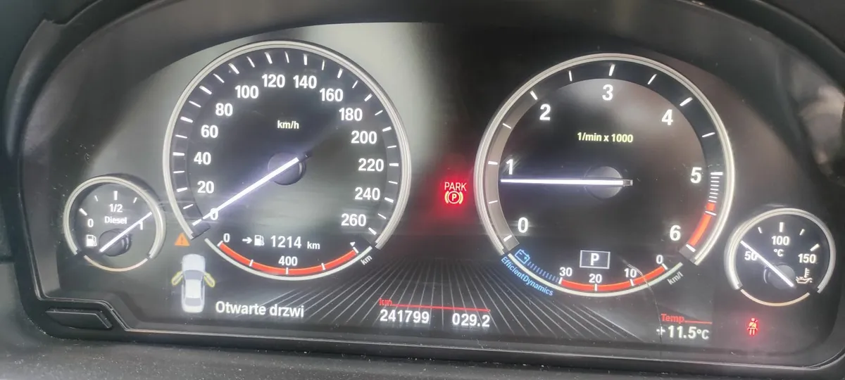 BMW 5-Series 2014 - Image 3