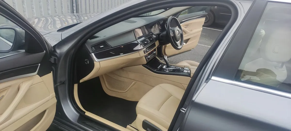 BMW 5-Series 2014 - Image 4