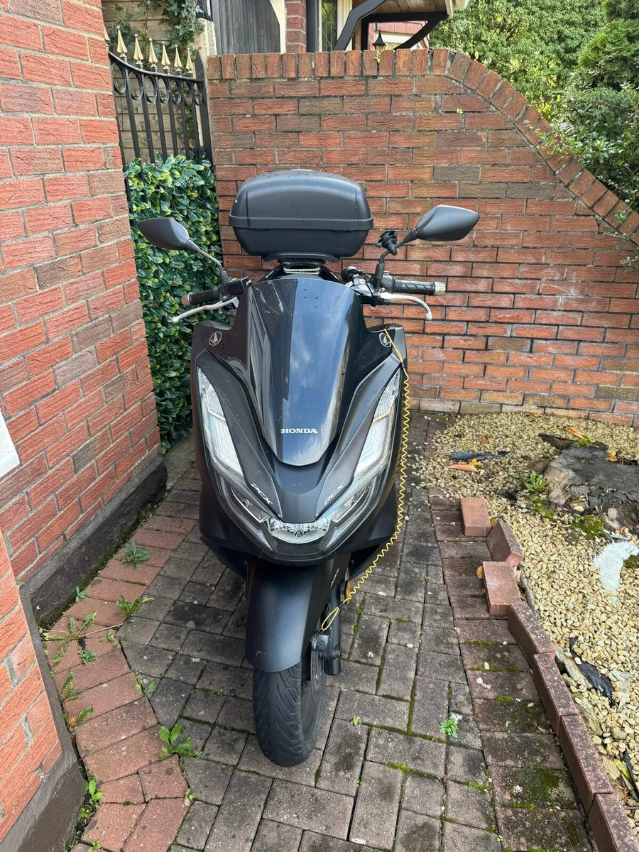 221 Honda Pcx - 29700 km - Image 2