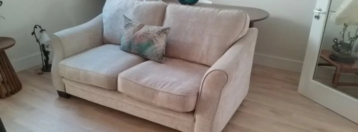 Beautiful Two Seater Sofa - Image 3