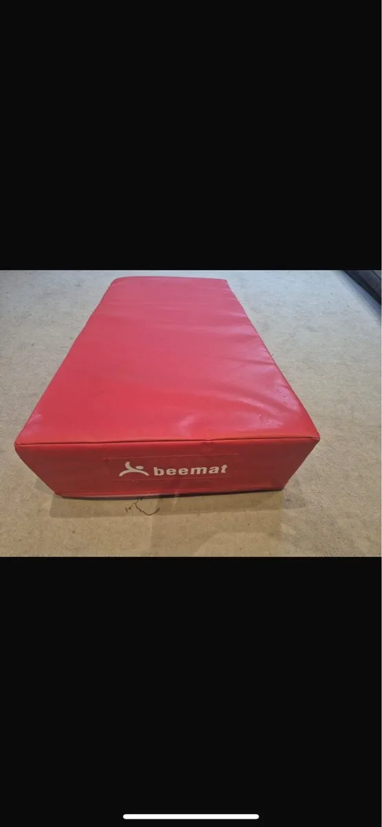 Beemat Gymnastic Mini Incline Wedge | Red - Image 1