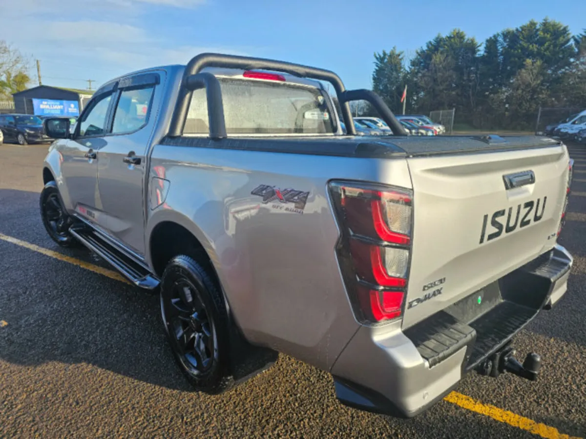 Isuzu D-Max TOP SPEC - Image 3
