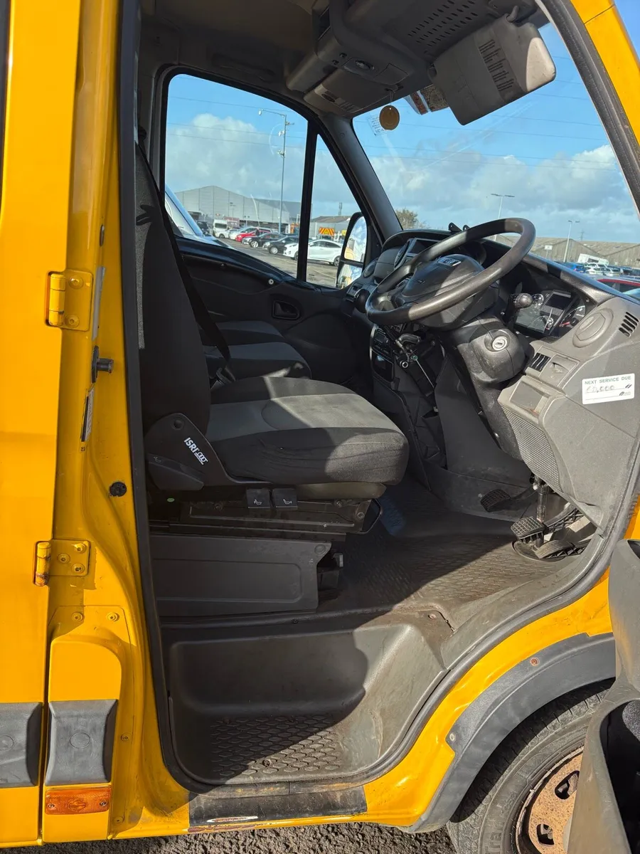 2013 Iveco Daily 50C15 Crewcab Dropside Tipper - Image 3