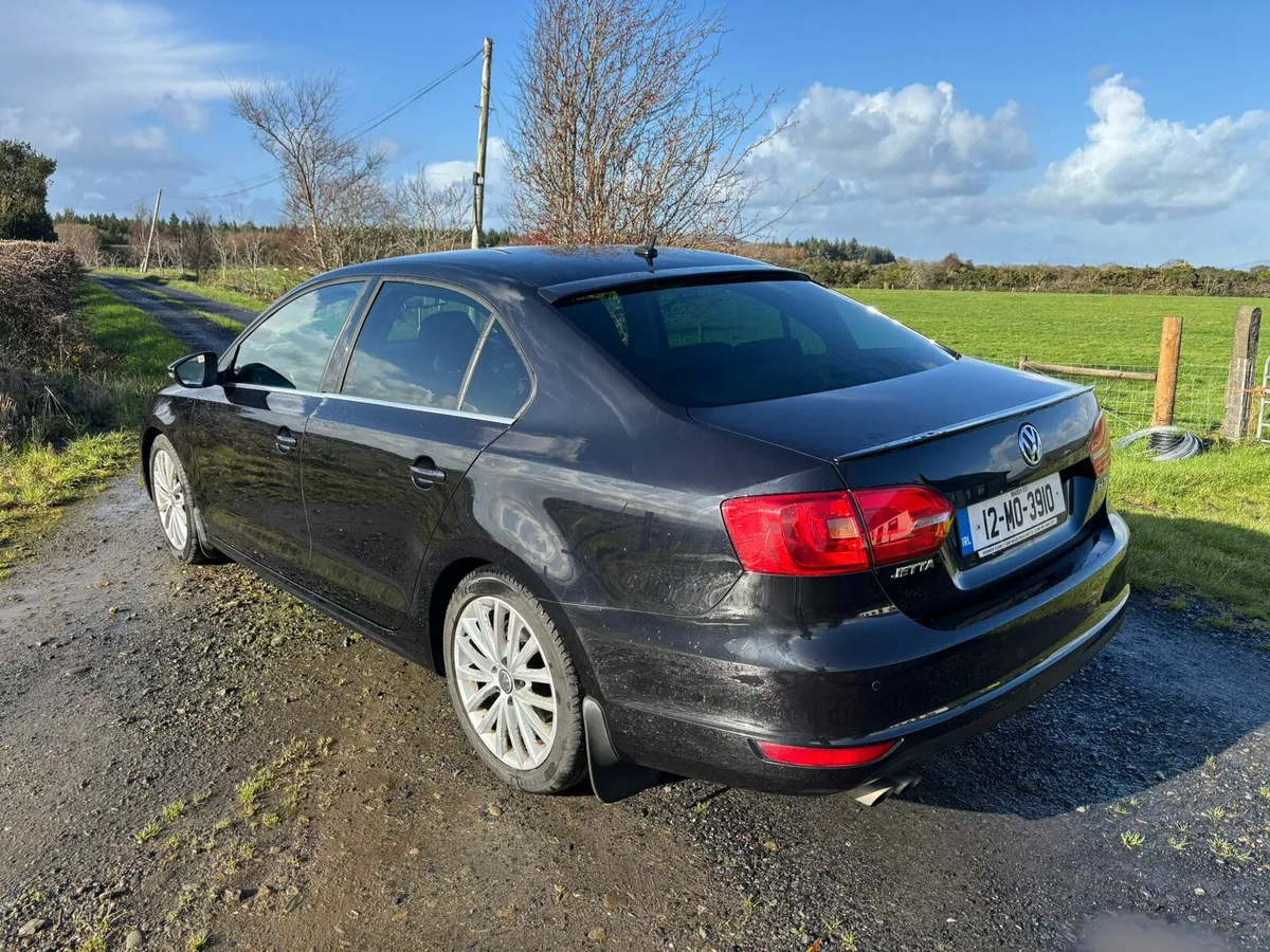VW Jetta Sport - Image 4