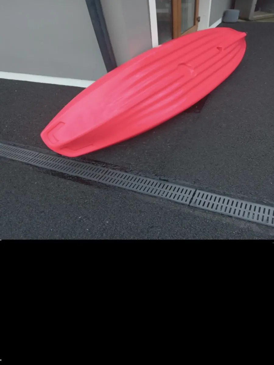 9 foot Kayak - Image 2