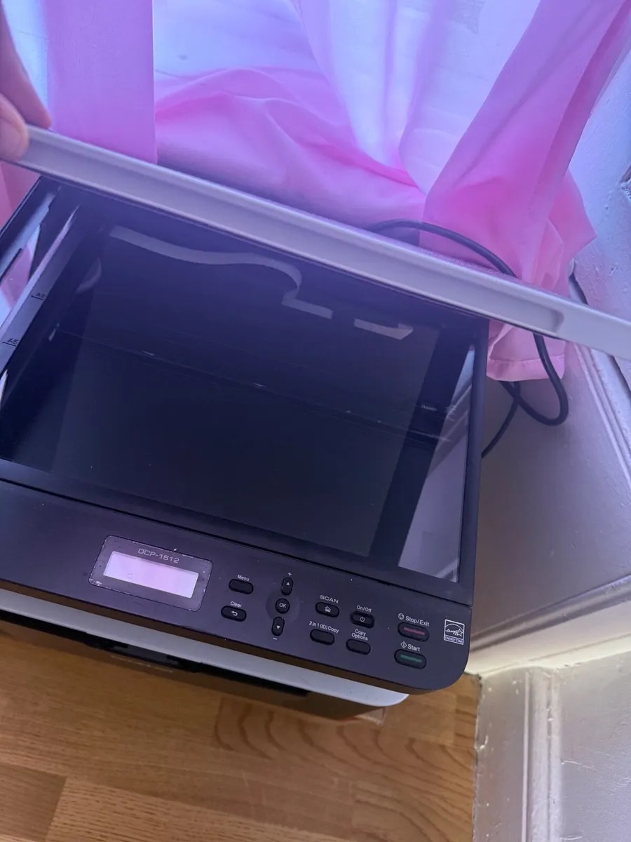 Brother DCP1512 printer & scanner - Image 1