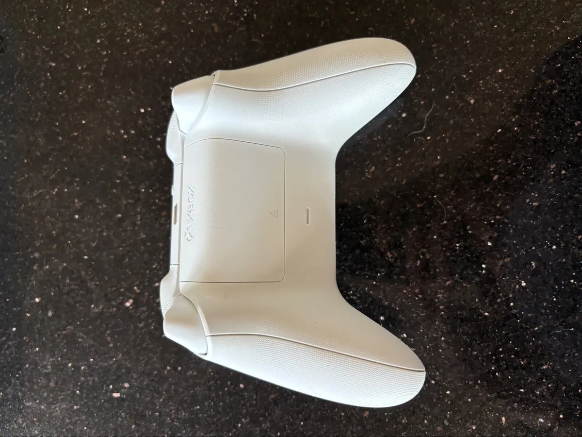 Xbox Series S - Image 2