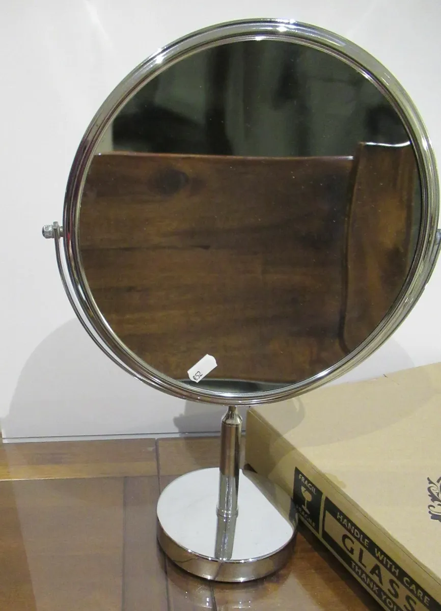 Make up mirror shaving magnifying bedroom bathroom - Image 3