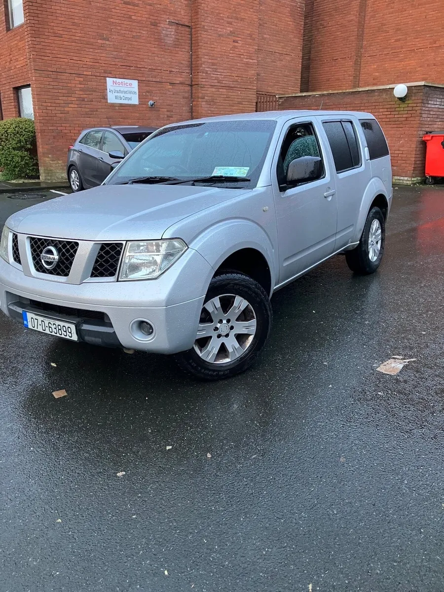 Nissan Pathfinder 2007 - Image 1